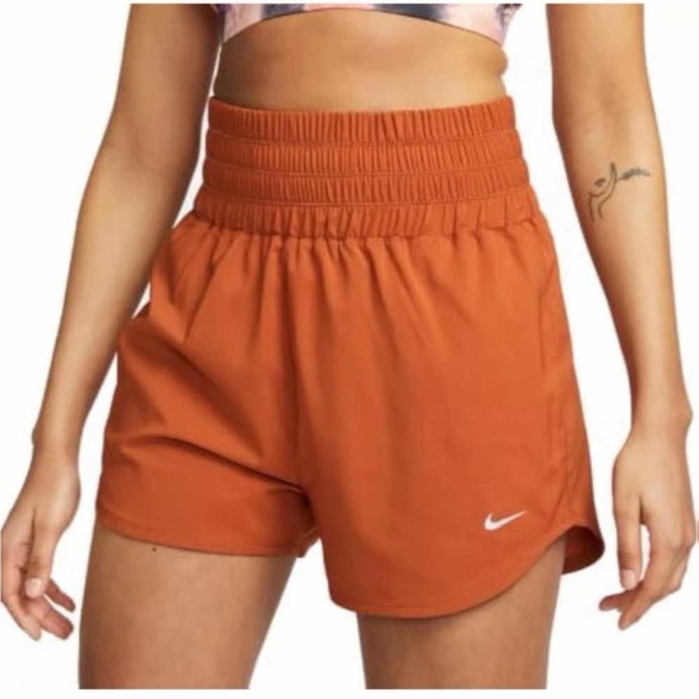 Nike Women's One Dri-FIT Ultra High-Waisted Shorts XS